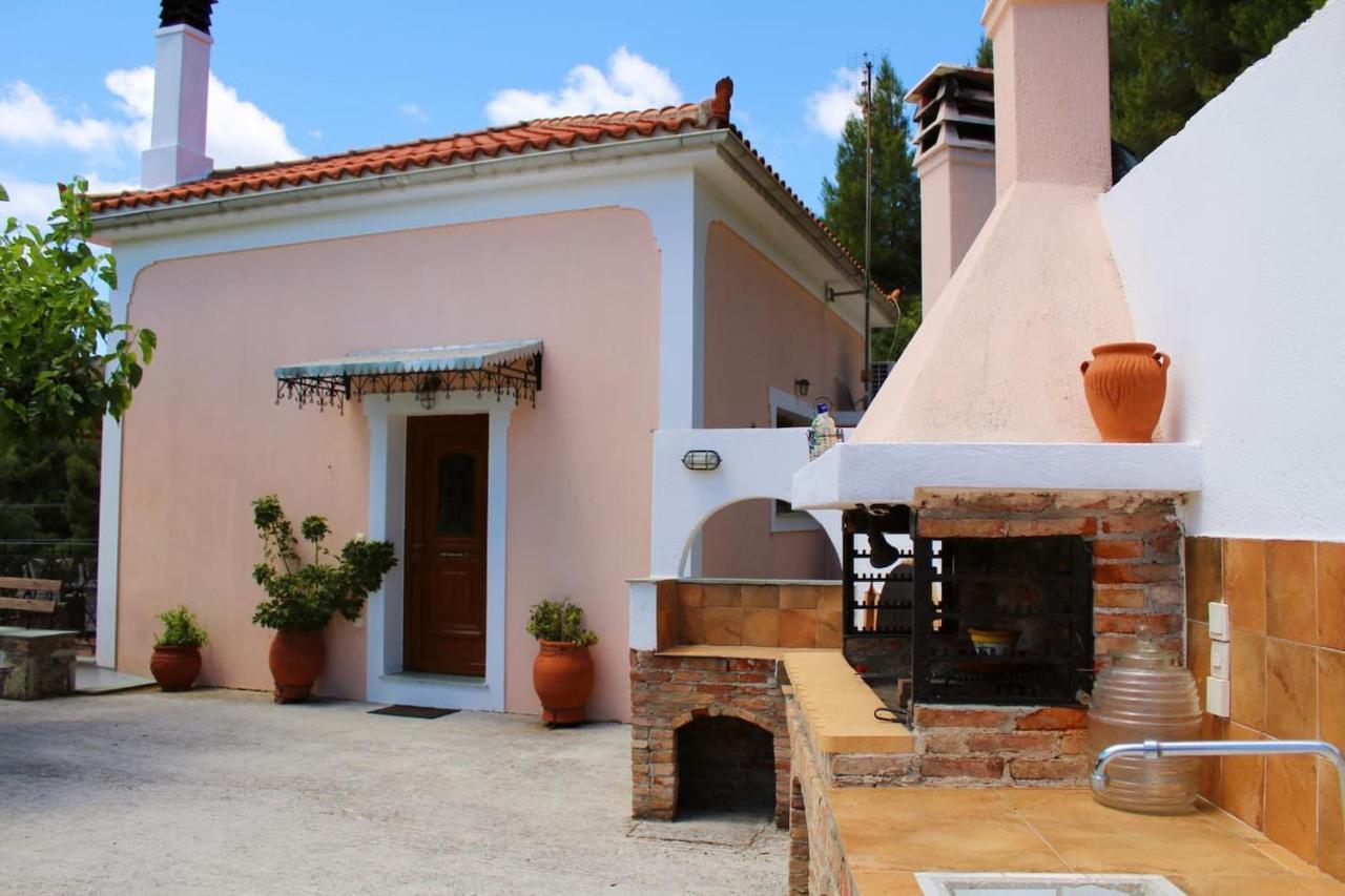 Villa Tenedos Skopelos Town Exterior photo